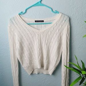 Brandy Melville cropped sweater
